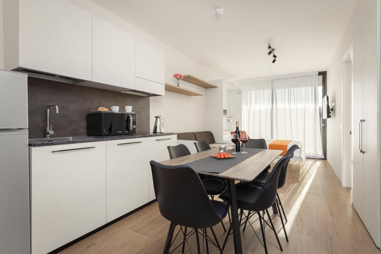 Residence Del Mar Emotion Лижнян Екстер'єр фото